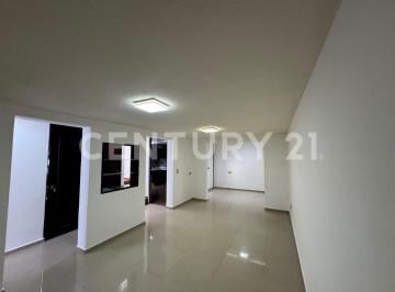 Casa · 124m² · 3 Recámaras · 2 Estacionamientos · Casa en Venta, Xilotzingo, Puebla