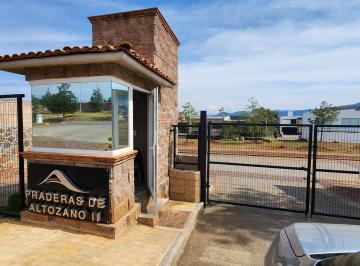 Terreno / Lote · 193m² · Terreno en Venta en Altozano Fraccionamiento Privado