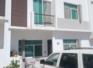 Casa en condominio de 3 habitaciones, Corregidora · Casa Excelente Ubicacion