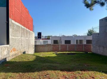Terreno / Lote · 150m² · Terreno Venta en Fraccionamiento Privado Zona Boscosa a 5 Minutos del Centro Comercial Altozano