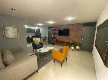Local comercial · 320m² · 3 Recámaras · Local Comercial con Loft, un Departamento, Genera Excelentes Rentas Muy Cerca del Mercado