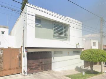 Casa de 3 habitaciones, León · Recuperación Bancaria en León!
