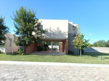 Casa de 3 habitaciones, Durango · ¡Tu Nuevo Hogar Te Espera!contactame