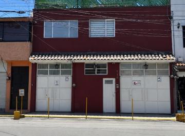 Casa · 279m² · 4 Recámaras · 3 Estacionamientos · Casa en Venta Toluca, Nueva Oxtotitlan