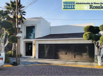 Casa · 747m² · 3 Recámaras · 4 Estacionamientos · Casa en Venta