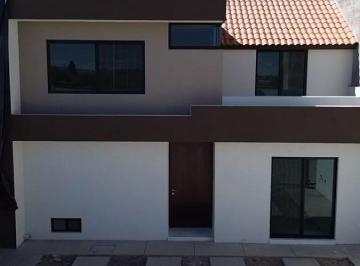 Casa de 3 habitaciones, Durango · Casa Nueva en Fraccionamiento Privadocorredor Mezquital (Zona Rex / Zona Scorpio)