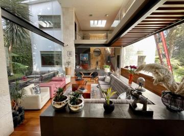 Casa · 850m² · 4 Recámaras · 6 Estacionamientos · Club de Golf Los Encinos: Casa en Venta en Club de Golf Los Encinos