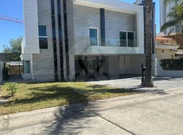 1.jpg · Casa en Venta en Puerta de Hierro
