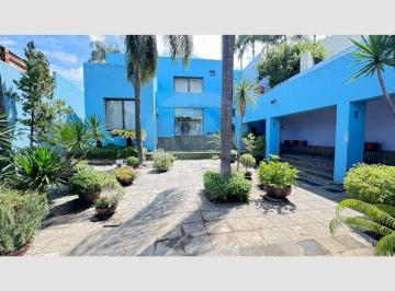 Casa · 1399m² · 4 recámaras · 4 estacionamientos - Talavera Real Estate · Casa en Venta en Colinas de San Javier