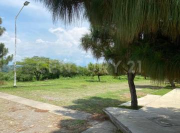 Terreno / Lote · 420m² · Terrenos en Venta en Fraccionamiento Privado San Rafael, Cuauhtemoc, Colima