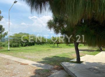 Terreno / Lote · 420m² · Terrenos en Venta en Fraccionamiento Privado San Rafael, Cuauhtemoc, Colima