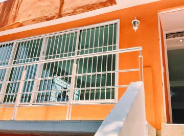 vista ventanales Sala · ¡Departamento Recién Remodelado en Renta!