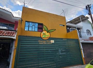 Casa de 4 habitaciones, Guadalajara · Casa en Venta en Residencial La Cruz/jardines de La Cruz, Guadalajara
