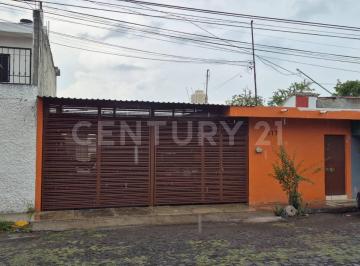 Casa · 212m² · 4 Recámaras · 2 Estacionamientos · Casa en Venta en Colonia del Valle, Villa de Álvarez, Colima