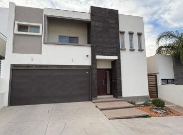 Casa de 3 habitaciones, Chihuahua · Casa en Venta Pedregal de San Angel
