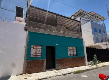 Casa de 3 habitaciones, Guadalajara · Casa Para Remodelar Excelente Ubicación, Colonia Ladrón de Guevara, Guadalajara.