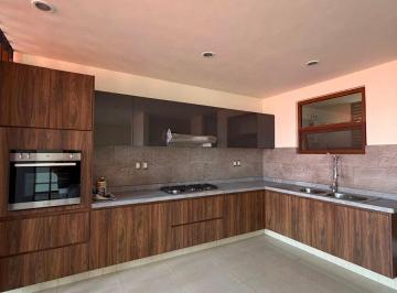 Casa de 3 habitaciones, Morelia · Casa en Venta en Vista Bella