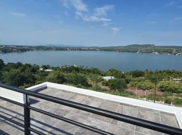 Casa en condominio de 3 habitaciones, Jojutla · ¡Estrena Casa con Increíble Vista Al Lago de Tequesquitengo!