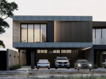 Casa · 380m² · 3 Recámaras · 5 Estacionamientos · Bosques de Las Misiones - Zona Carretera Nacional