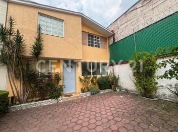 Departamento · 231m² · 4 Recámaras · 3 Estacionamientos · Venta de Casa en Prado Coapa, Alcaldía Tlalpan