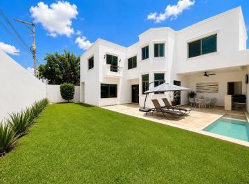 298e6acb72d5765fdbb171ca79488c5d862aa450fbcccf73bc740e72a759d748 · Casa en Venta en Privada Santa Gertrudis Copó | 3 Recámaras | Piscina | $7.5 Mdp