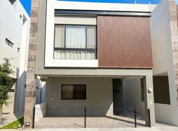 1 · Casa en Venta Cumbres Monterrey