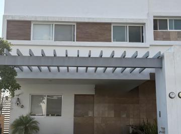 Casa · 3 Recámaras · Casa - Fraccionamiento El Mirador