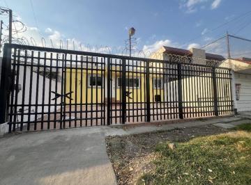 Casa de 3 habitaciones, Naucalpan de Juárez · Casa en Renta Satelite