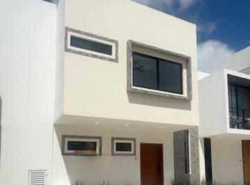 Casa · 175m² · 3 Recámaras · Casa en Venta en Arbolada Cancun