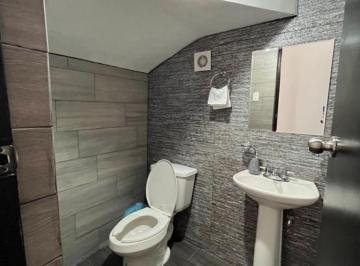 Casa de 3 habitaciones, León · Casa de 120 m² con 3 Recámaras en Venta en Parque Manzanares