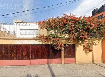 Casa · 363m² · 3 Recámaras · 3 Estacionamientos · Casa en Venta en Coyoacán