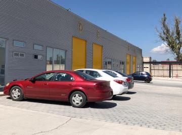 Bodega comercial · 225m² · 4 Estacionamientos · Bodega Industrial en San Miguelito