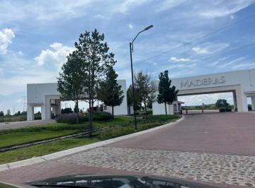 Terreno / Lote · 20 Estacionamientos · Terreno en Corregidora