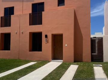 Casa · 94m² · 2 Recámaras · 2 Estacionamientos · Casa en Renta en Kulkana en Cancun