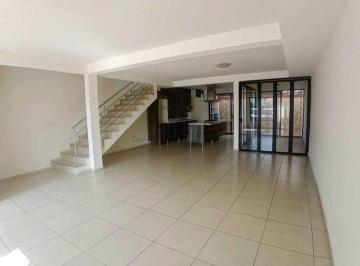 Casa de 3 habitaciones, Celaya · Casa en Renta en Alteza Residencial en Celaya