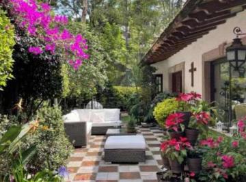 Casa · 300m² · 5 Recámaras · Casa en Bosque de Las Lomas con 5 Recámaras, Id:.