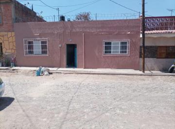Casa de 3 habitaciones, El Salto · Colonia Las Pintitas! Casa en Venta de Una Planta a Tan Solo 2 Min de Carretera a Chapala