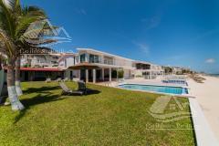 Casa · 450m² · 4 Recámaras · Casa en Venta Brisas Zona Hotelera Cancún
