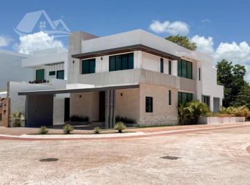Casa · 382m² · 4 Recámaras · Casa en Venta Cancún Lagos del Sol