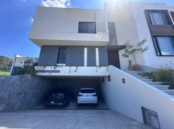 Casa en condominio de 4 habitaciones, Zapopan · Casa en Venta en Los Robles Residencial | Zapopan