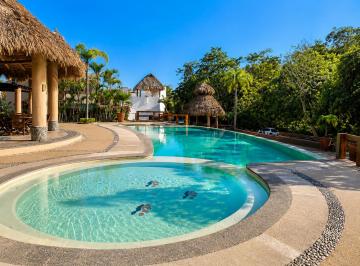 Terreno / Lote , Bahía de Banderas · Terreno de 207 m² Frente a Casa Club y Área Verde en Venta en Riviera Nayarit a 10 Min de La Playa