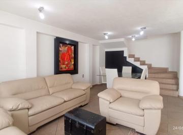 Casa en condominio · 120m² · 2 Recámaras · 2 Estacionamientos · Casa Amueblada en Renta en Metepec de 2 Recamaras, Cercana a Estacion de Tren
