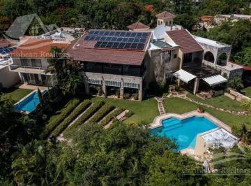 Casa · 850m² · 4 Recámaras · Casa en Venta en Puerto Aventuras