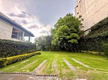 Casa · 1800m² · 6 Recámaras · 14 Estacionamientos · Casa - Lomas Altas