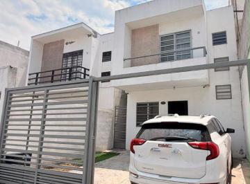Casa de 3 habitaciones, Monterrey · Casa en Renta Las Estaciones Privada Aves