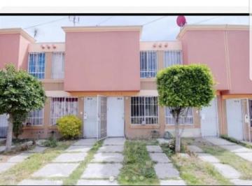 Casa · 52m² · 2 Recámaras · 1 Estacionamiento · Casa en Heroes Ecatepec 1 2 3 4 T con 2 Recámaras, Id:.