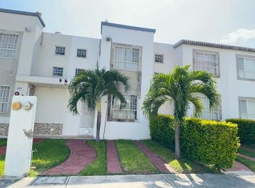 Casa · 73m² · 3 Recámaras · 1 Estacionamiento · Casa en Venta de 3 Recámaras