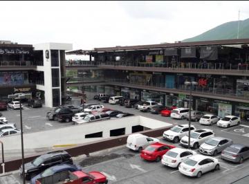 Local comercial · 158m² · 200 Estacionamientos · Local en Venta - Plaza Las Villas