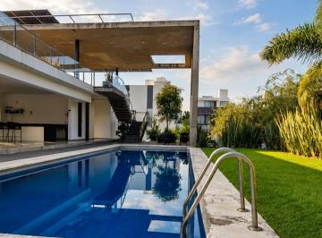 Casa en condominio de 4 habitaciones, Zapopan · Se Renta Casa en Coto Privado