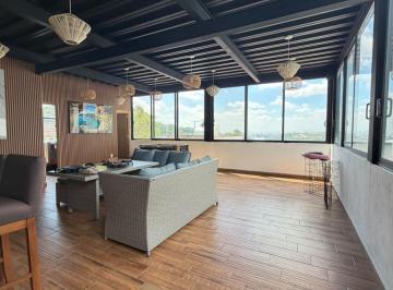 Casa · 356m² · 3 Recámaras · 3 Estacionamientos · Hermosa Casa en Renta en Zona Esmeralda